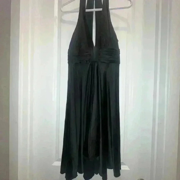 Trina Turk Women's Silk Dress Black Sleeveless Deep V-neck - Picture 1 of 4